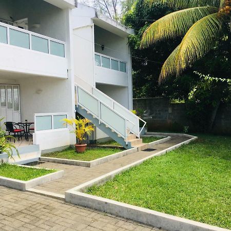 Les Gentilhommieres Guest House Trou aux Biches Ngoại thất bức ảnh
