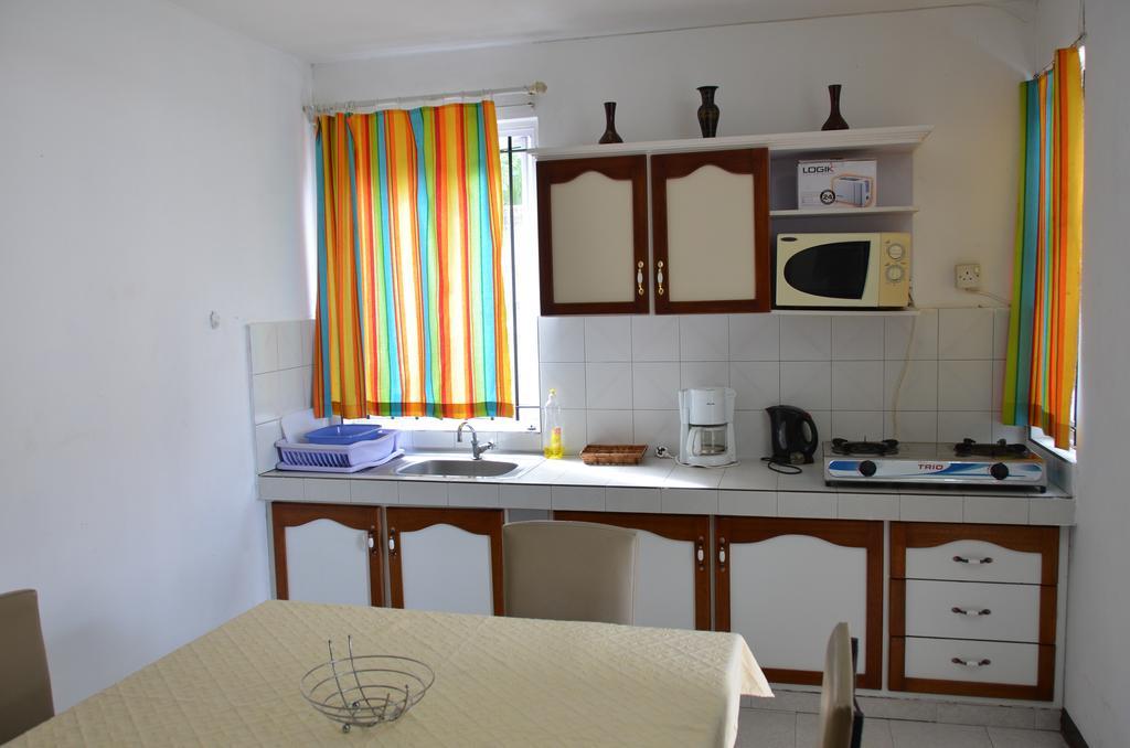 Les Gentilhommieres Guest House Trou aux Biches Ngoại thất bức ảnh