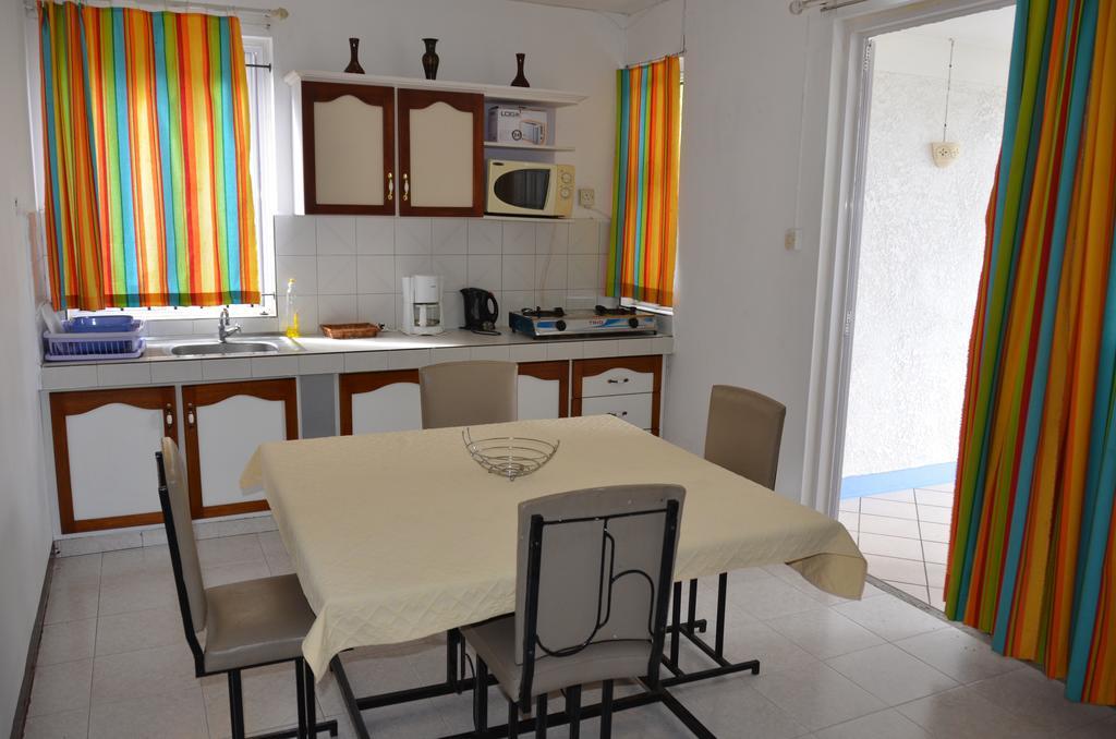 Les Gentilhommieres Guest House Trou aux Biches Ngoại thất bức ảnh