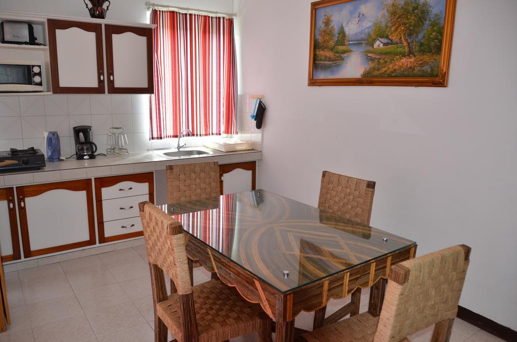 Les Gentilhommieres Guest House Trou aux Biches Phòng bức ảnh